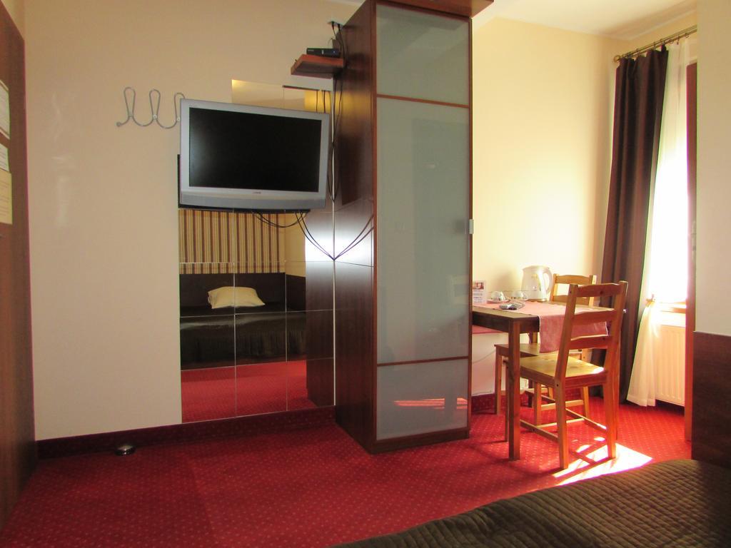 Villa Ventana Poznan City Free Parking Sniadanie W Cenie Habitación foto